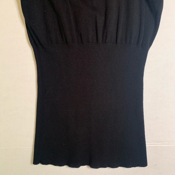 Express Turtleneck 🖤 - Picture 3 of 5